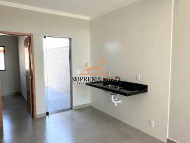 Casa para Venda em Salto de Pirapora - 5