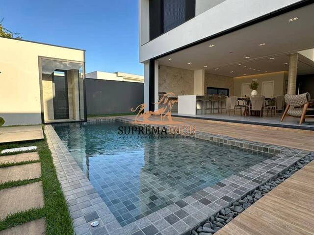 Casa em condomínio para Venda em Votorantim - 2