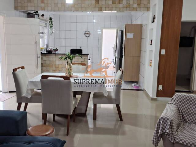 Casa para Venda em São Roque - 4